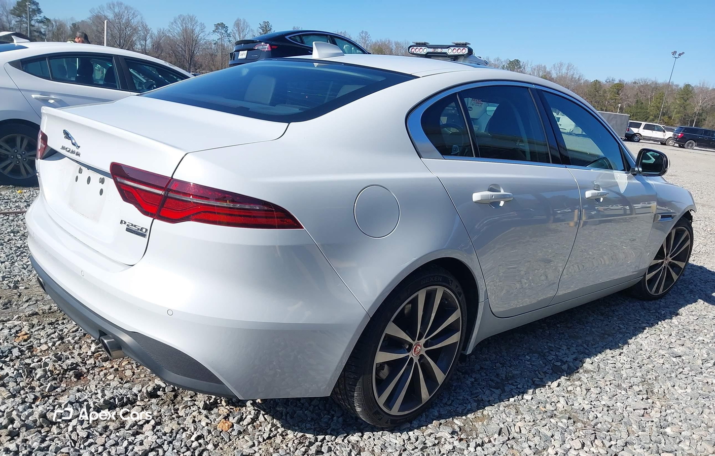 Jaguar XE 2020