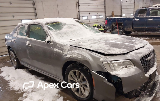 Chrysler 300 2016 - Image 1 of 17