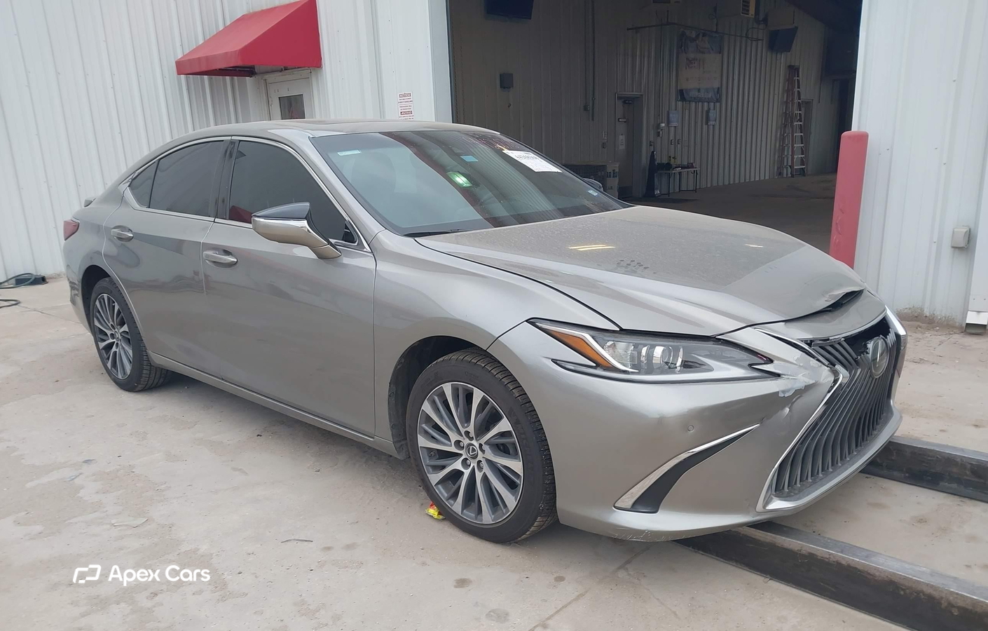 Lexus ES 2021