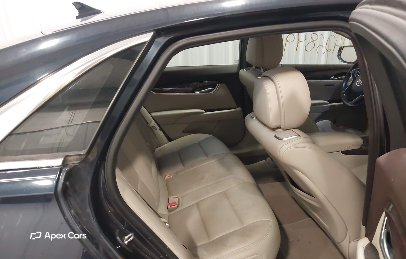Cadillac XTS 2013