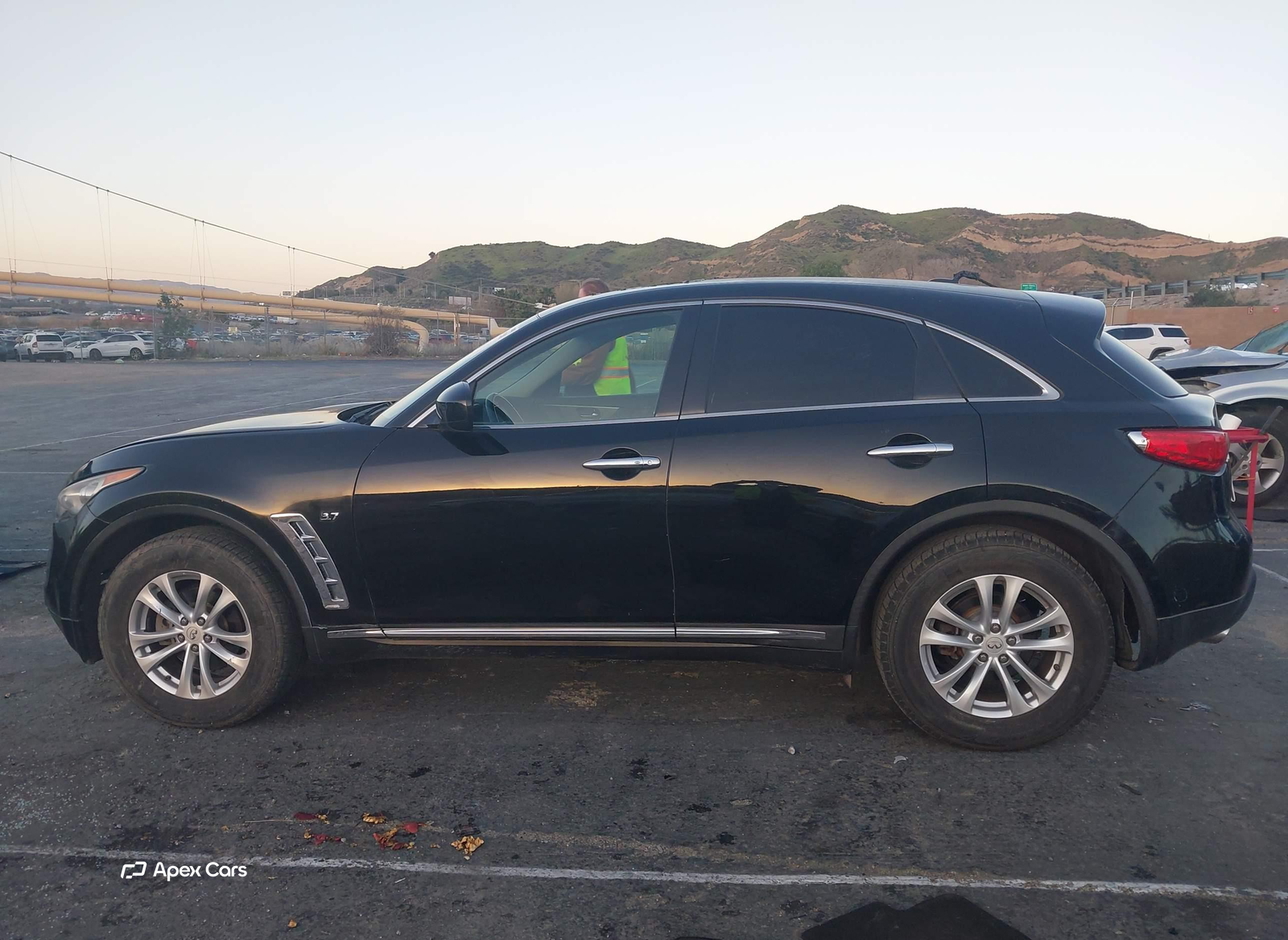 Infiniti QX70 2016