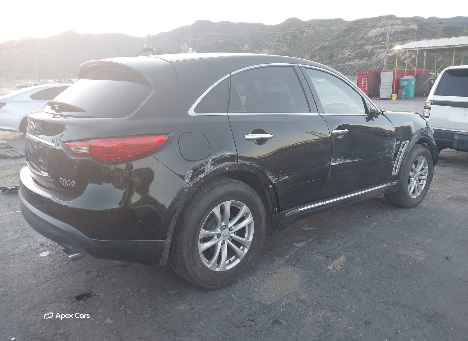 Infiniti QX70 2016