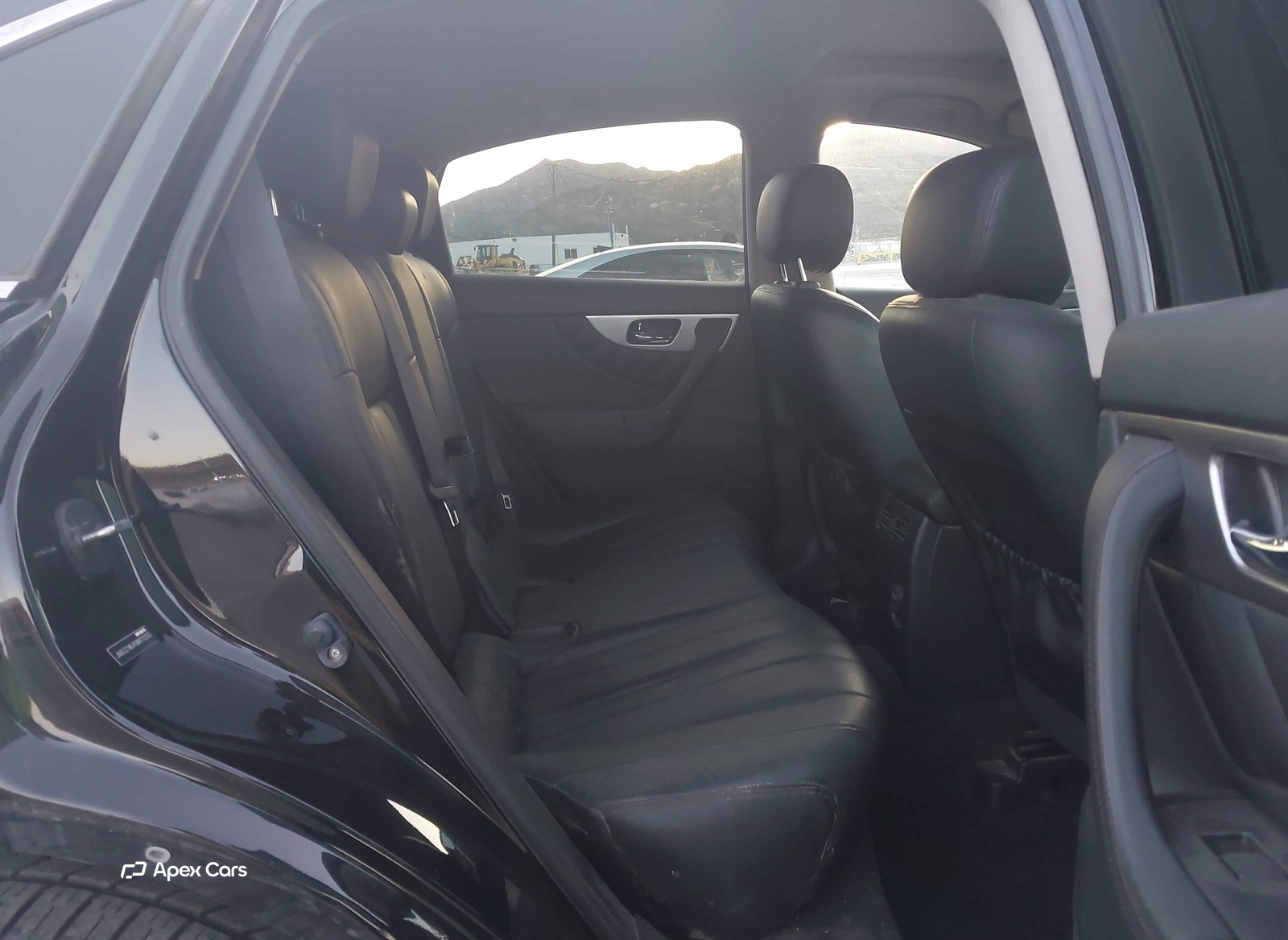 Infiniti QX70 2016