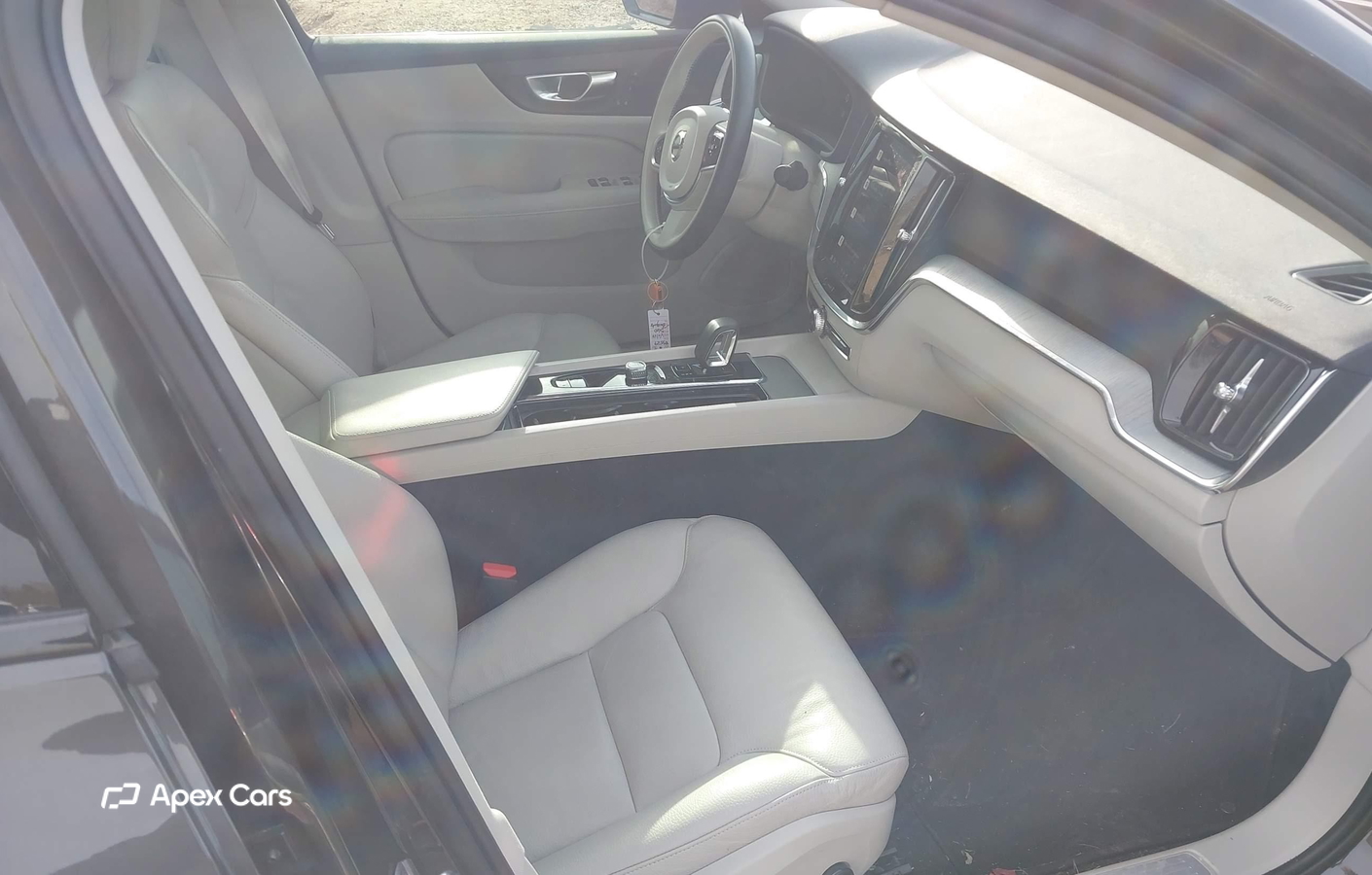 Volvo S60 2024