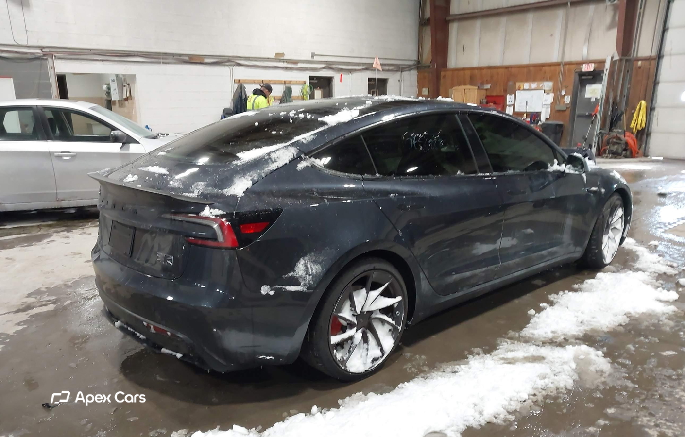 Tesla Model 3 2024