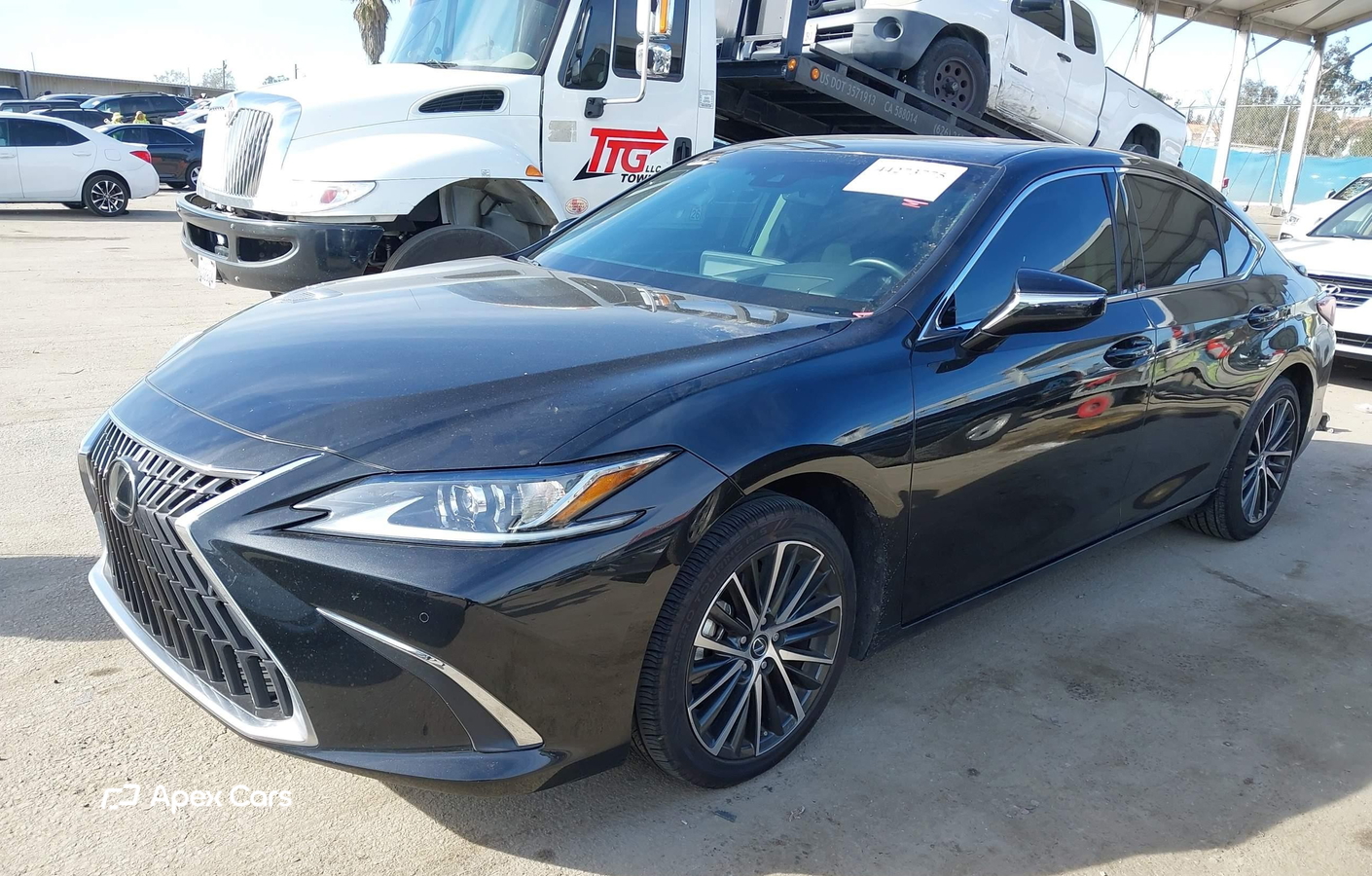 Lexus ES 2024