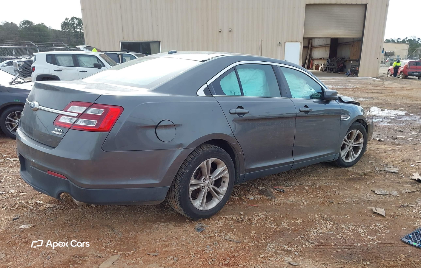 Ford Taurus 2015