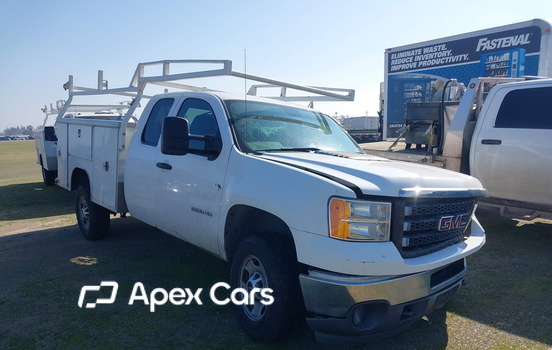 GMC Sierra 2013 - Image 1 of 16