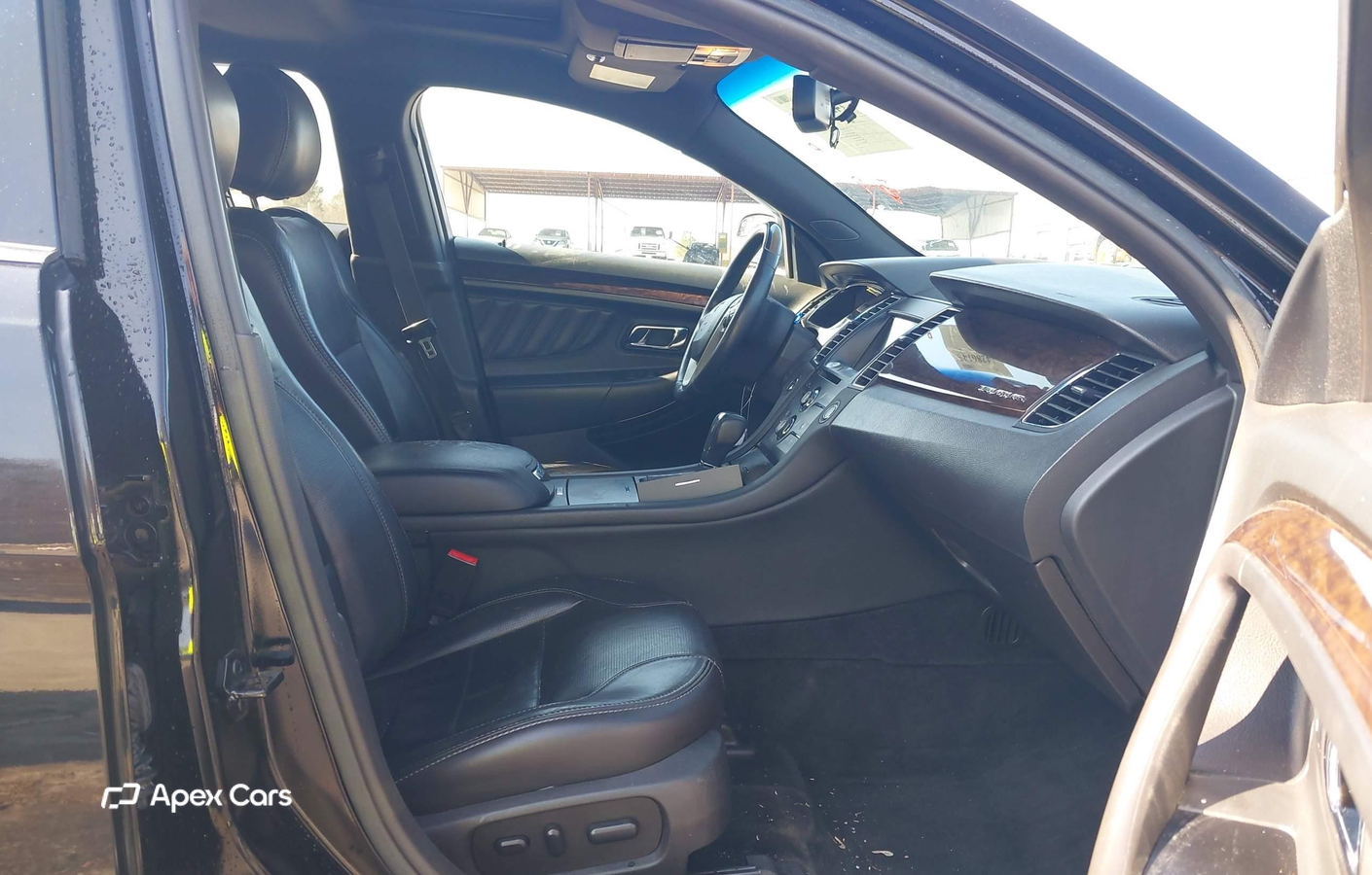 Ford Taurus 2016