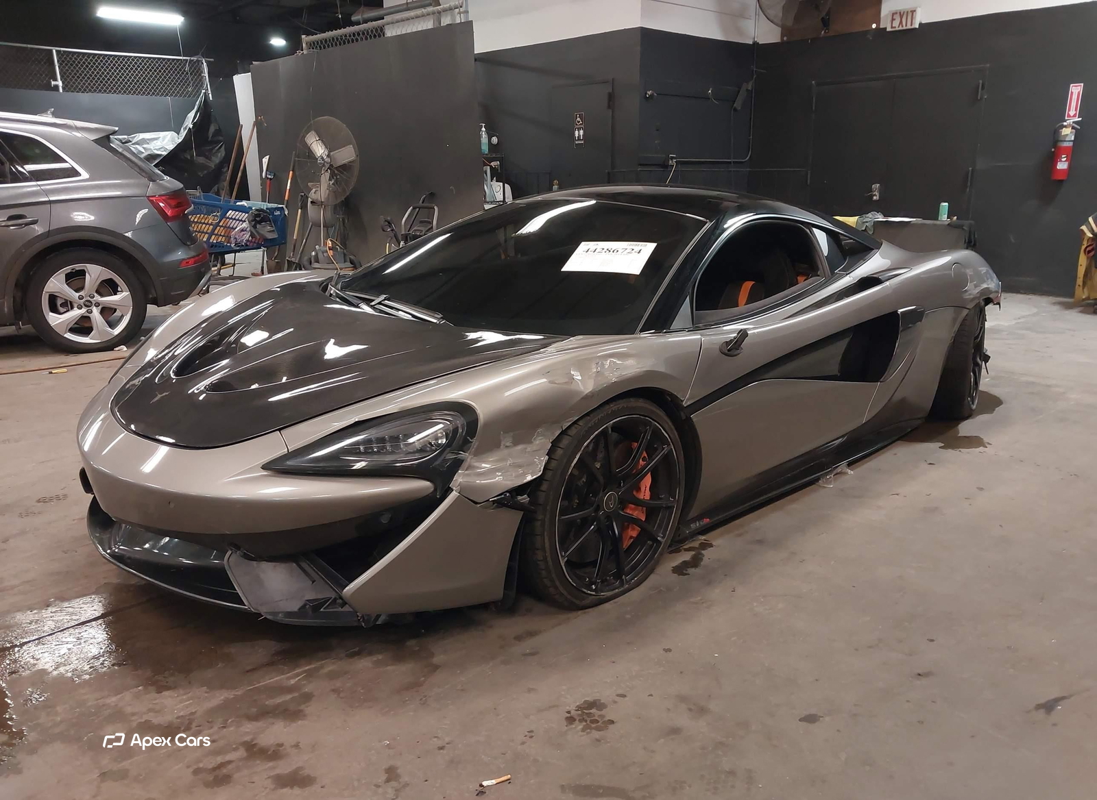 McLaren 570S 2016