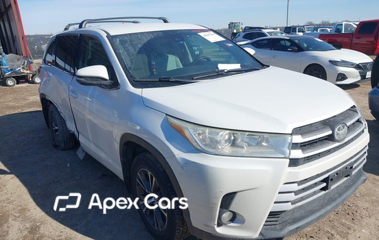 Toyota Highlander 2018 - Image 1 of 16