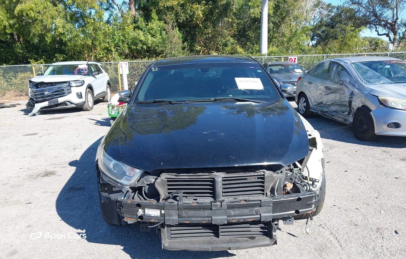 Ford Taurus 2016