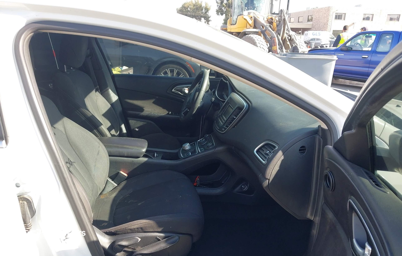 Chrysler 200 2015