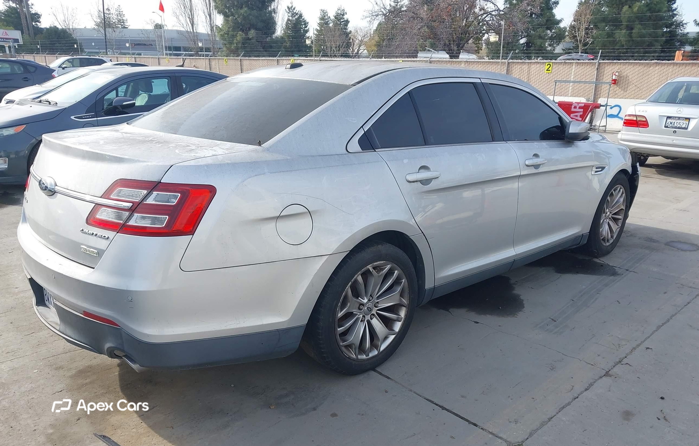 Ford Taurus 2013