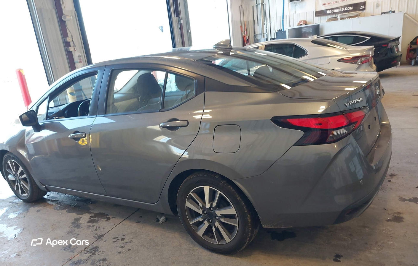 Nissan Versa 2021