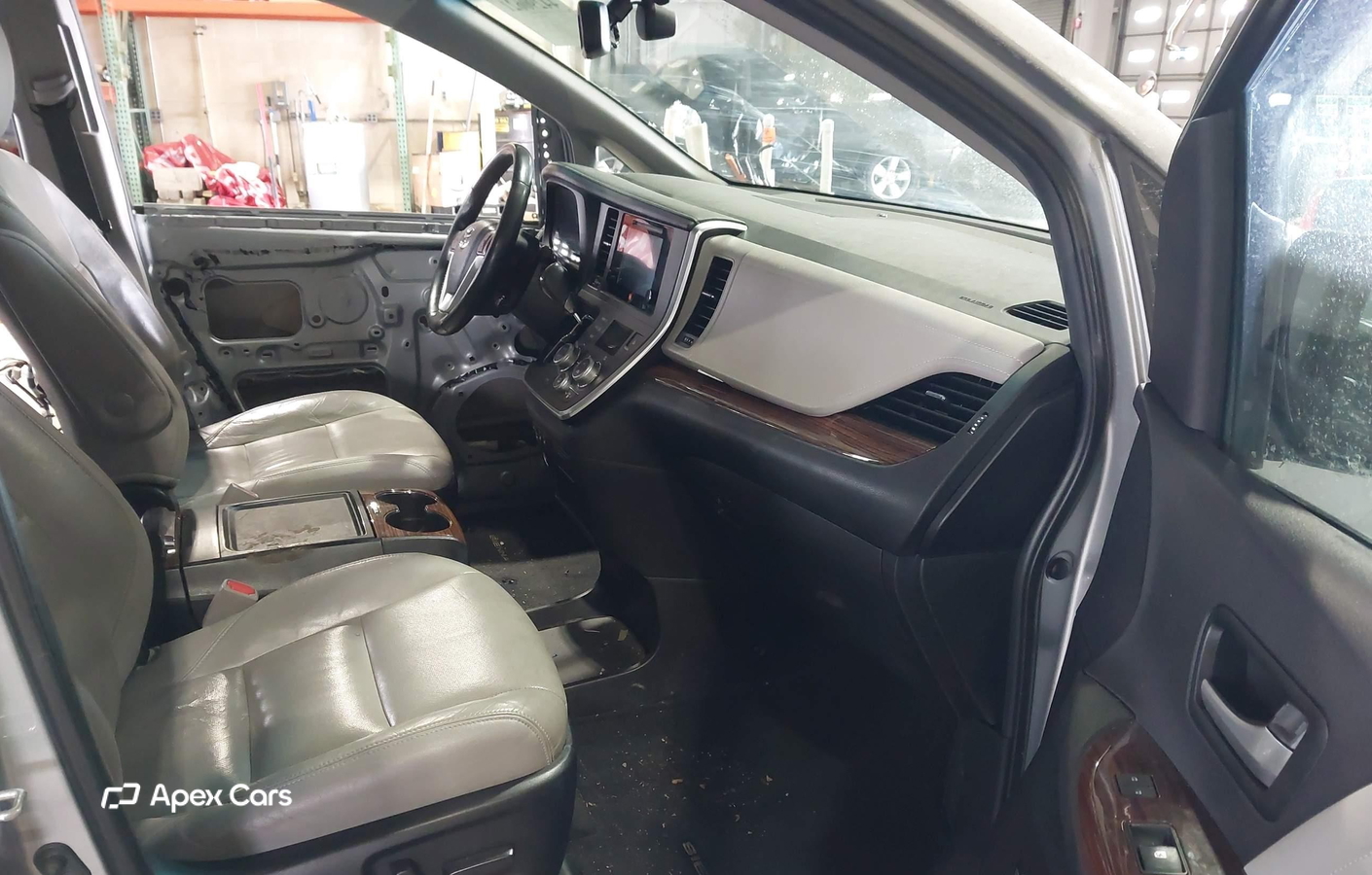 Toyota Sienna 2015