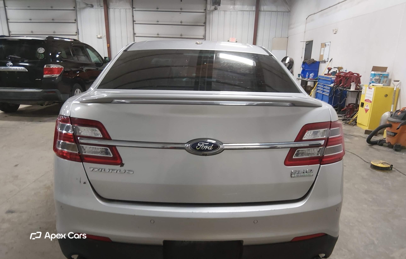 Ford Taurus 2014