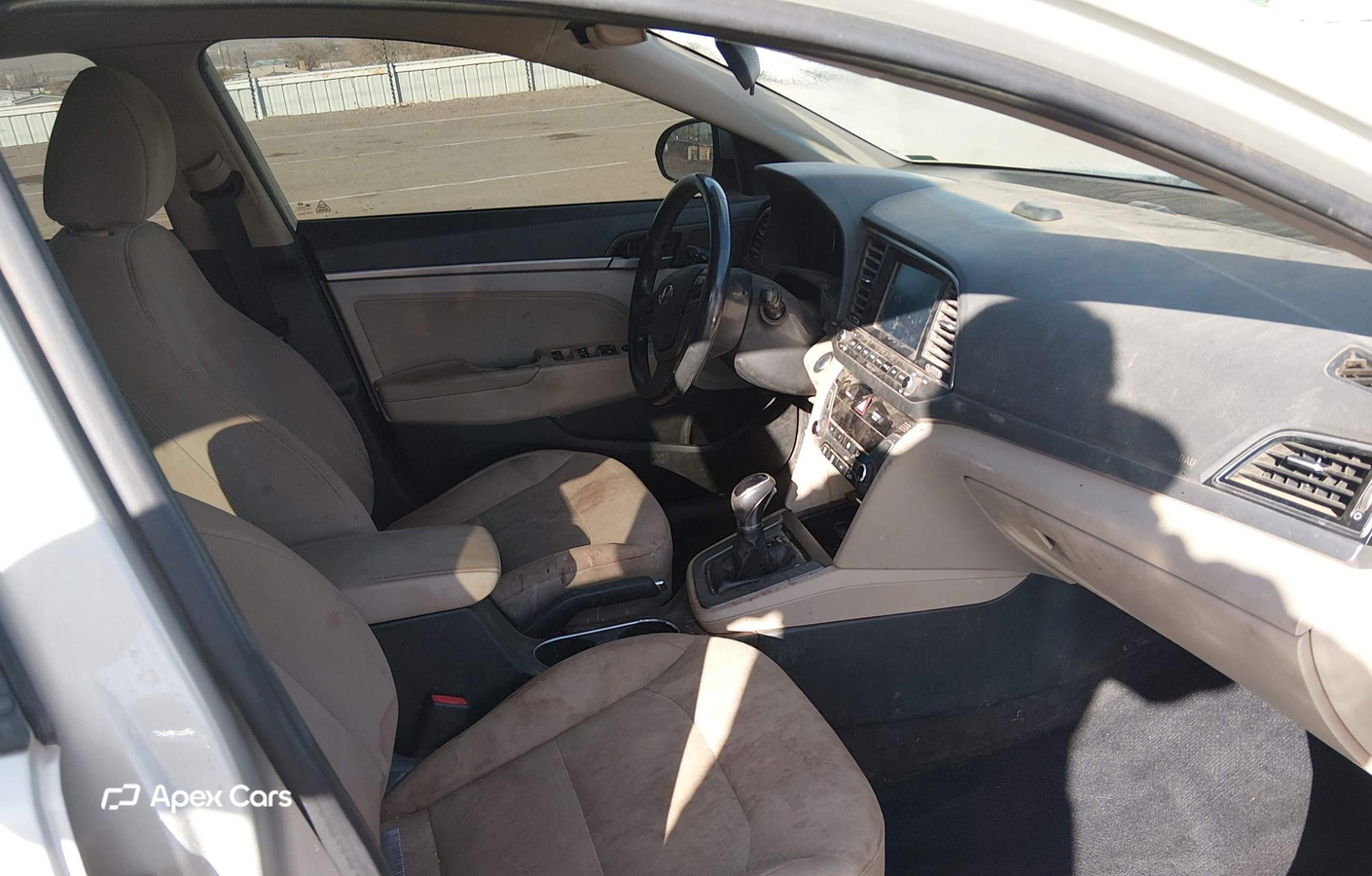 Hyundai Elantra 2017