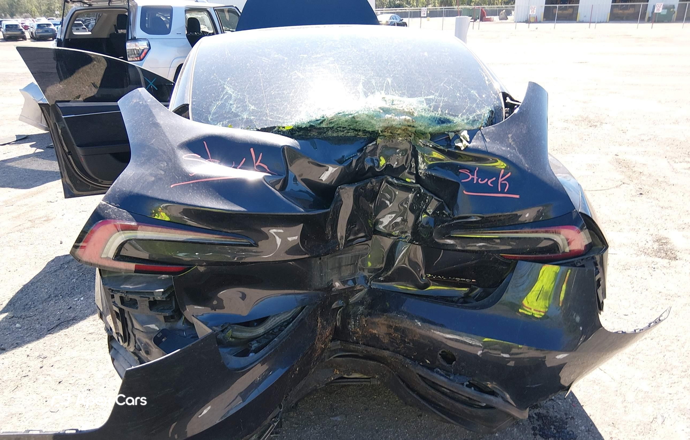 Tesla Model 3 2025