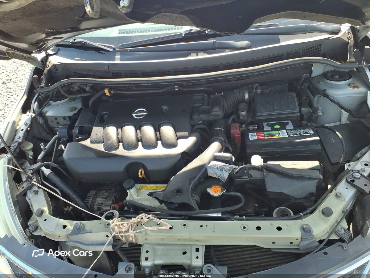 Nissan Versa 2011