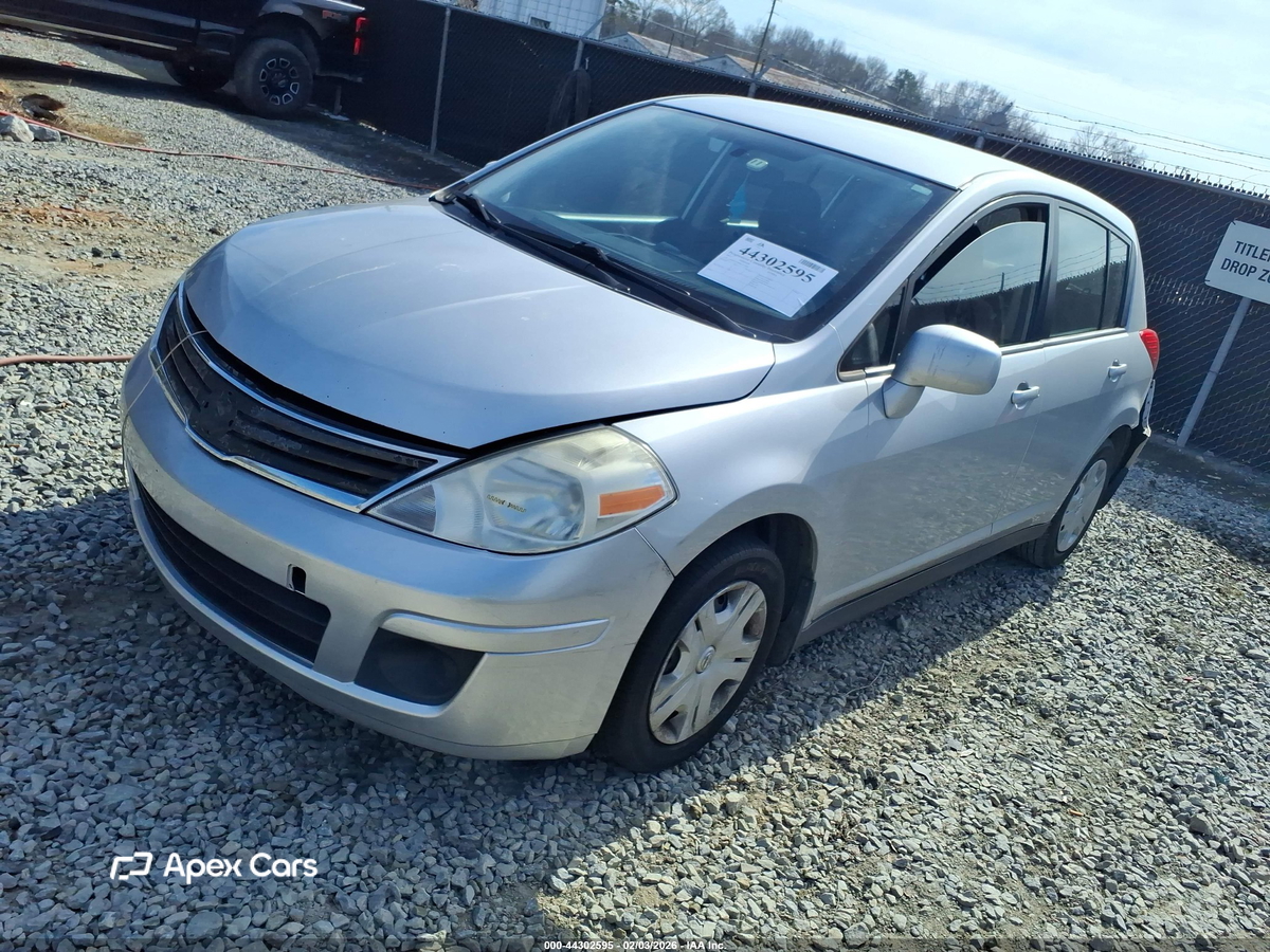 Nissan Versa 2011