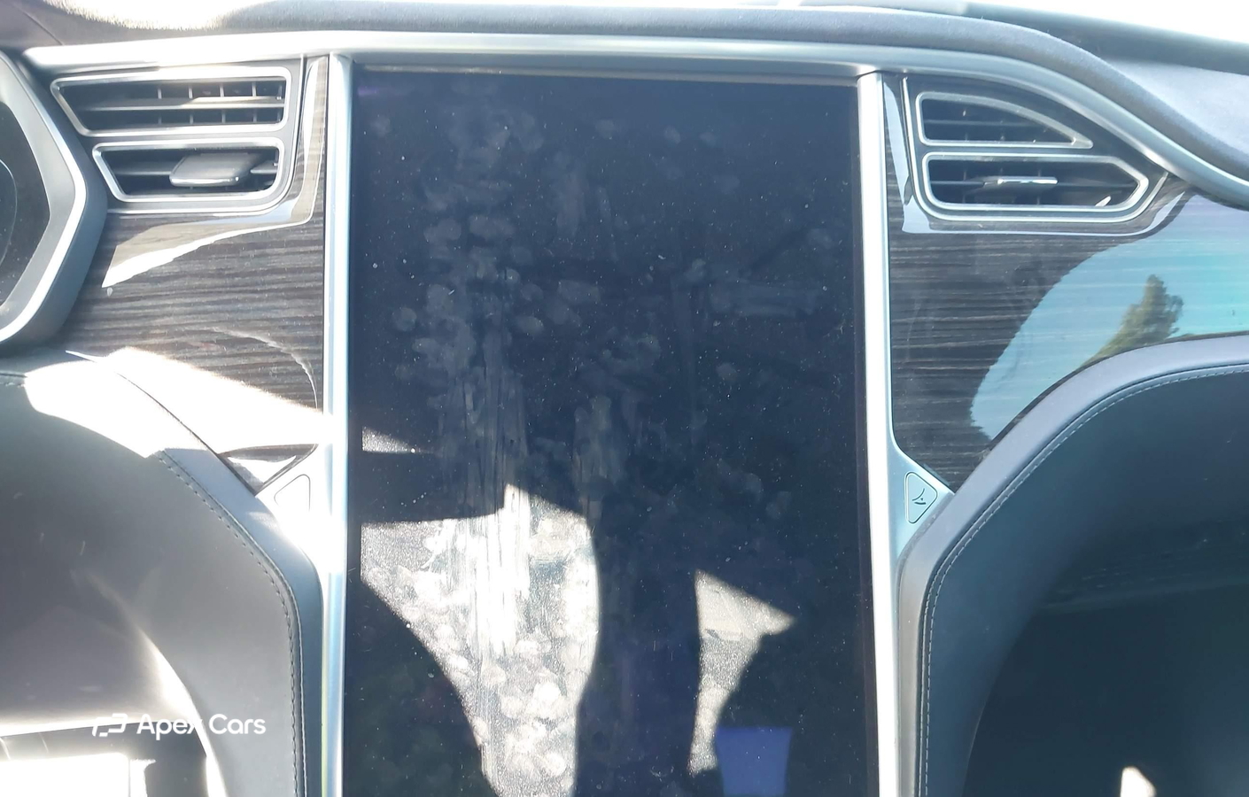 Tesla Model S 2015