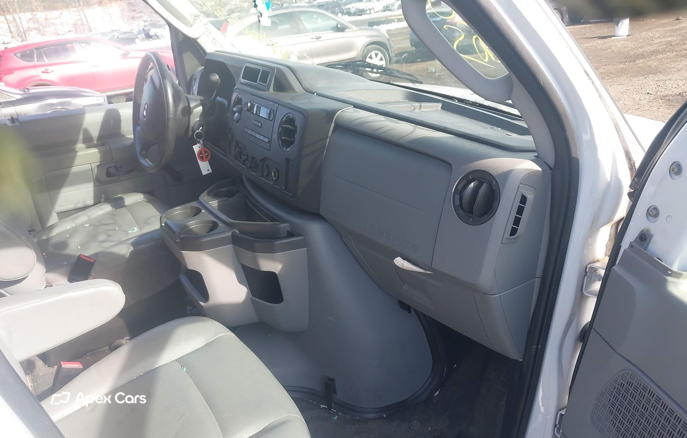 Ford Transit 2011