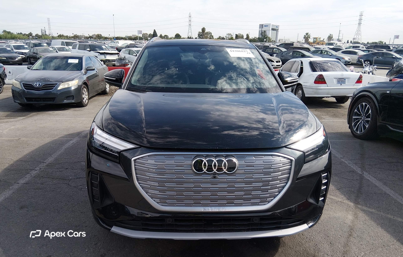 Audi Q4 e-tron 2023