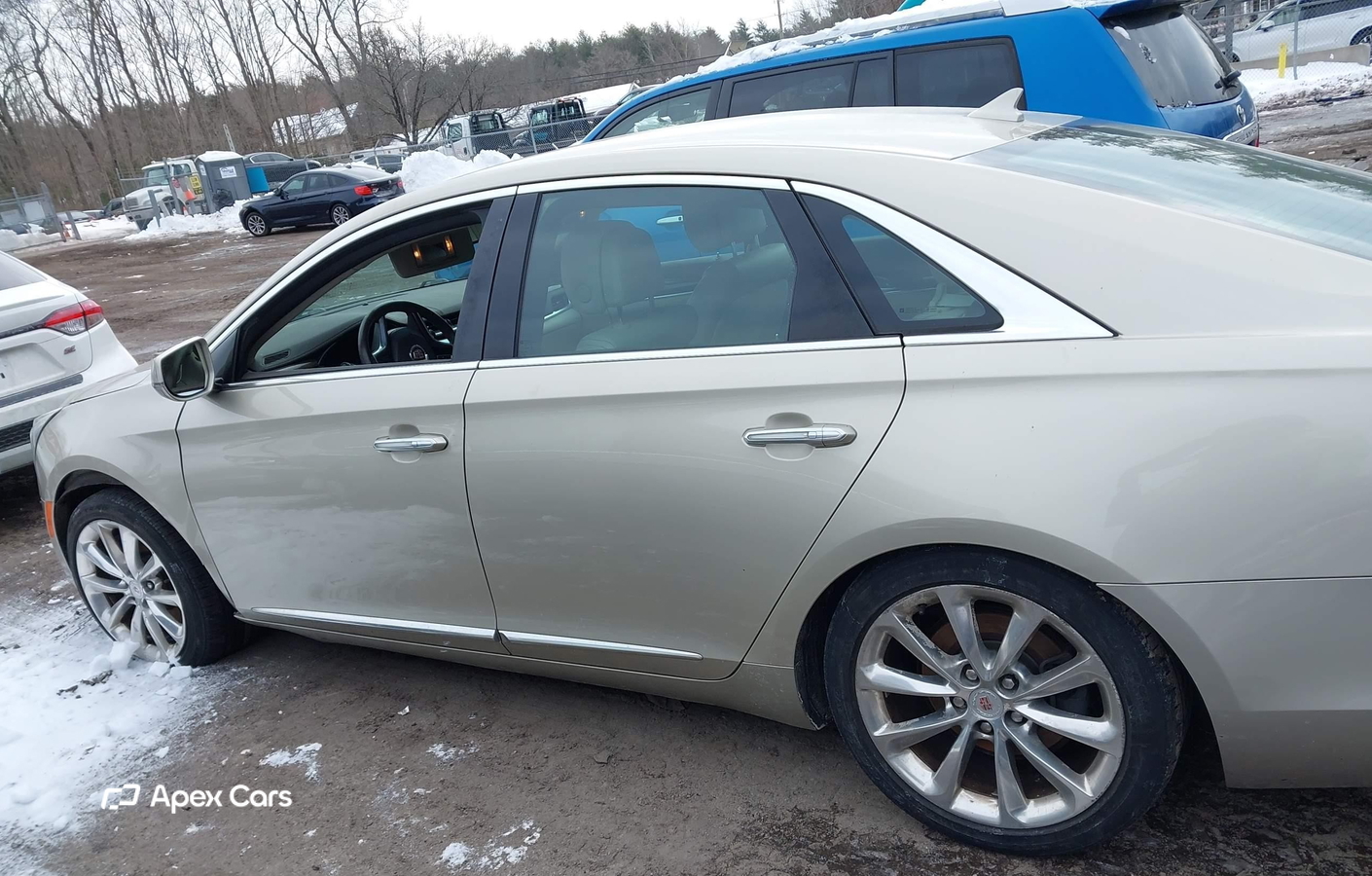 Cadillac XTS 2013
