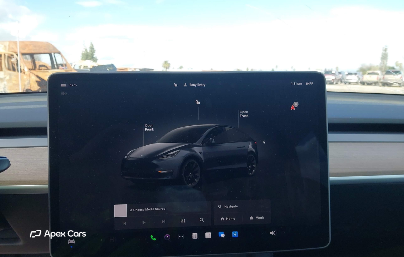 Tesla Model Y 2024