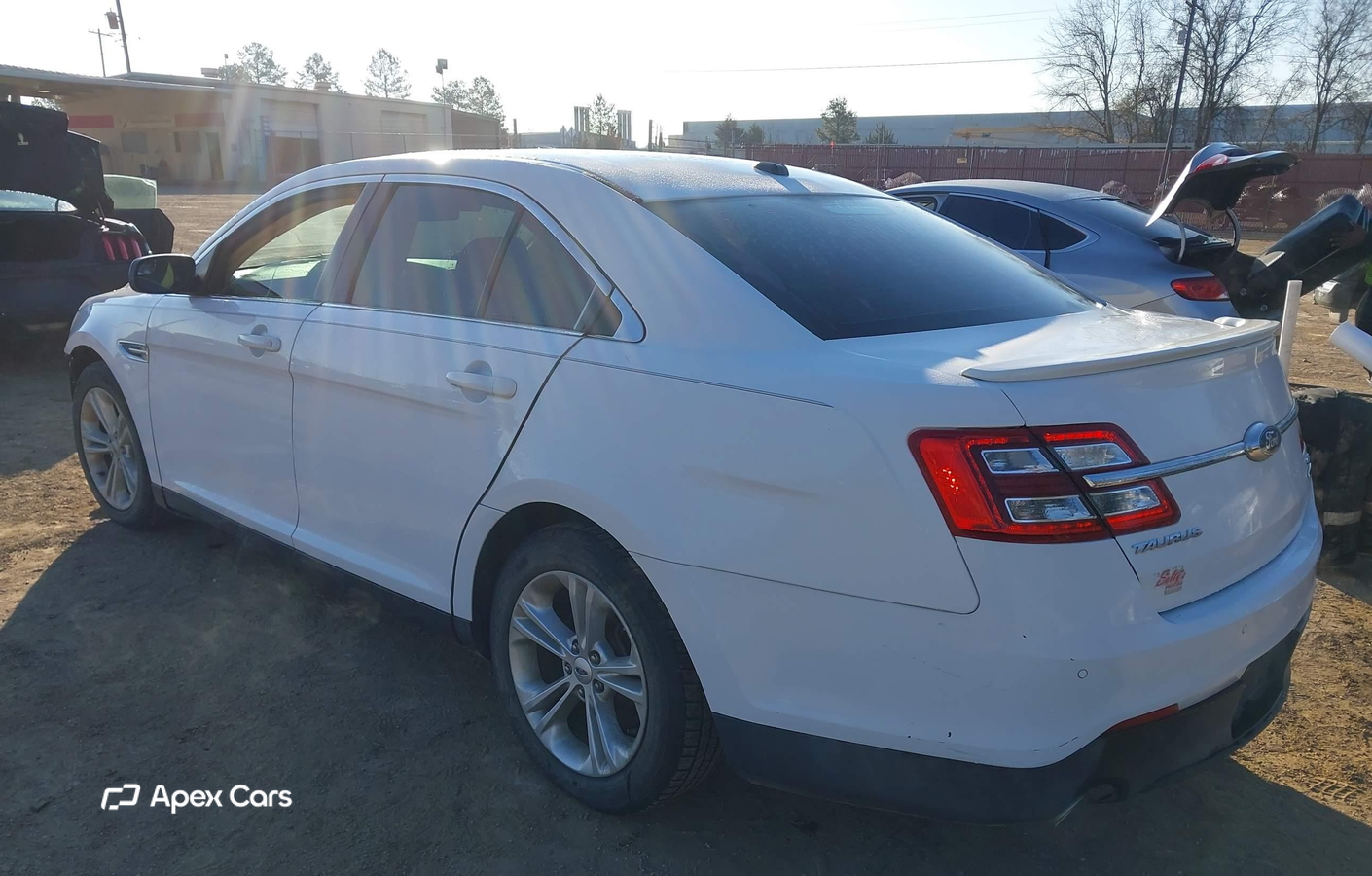 Ford Taurus 2014