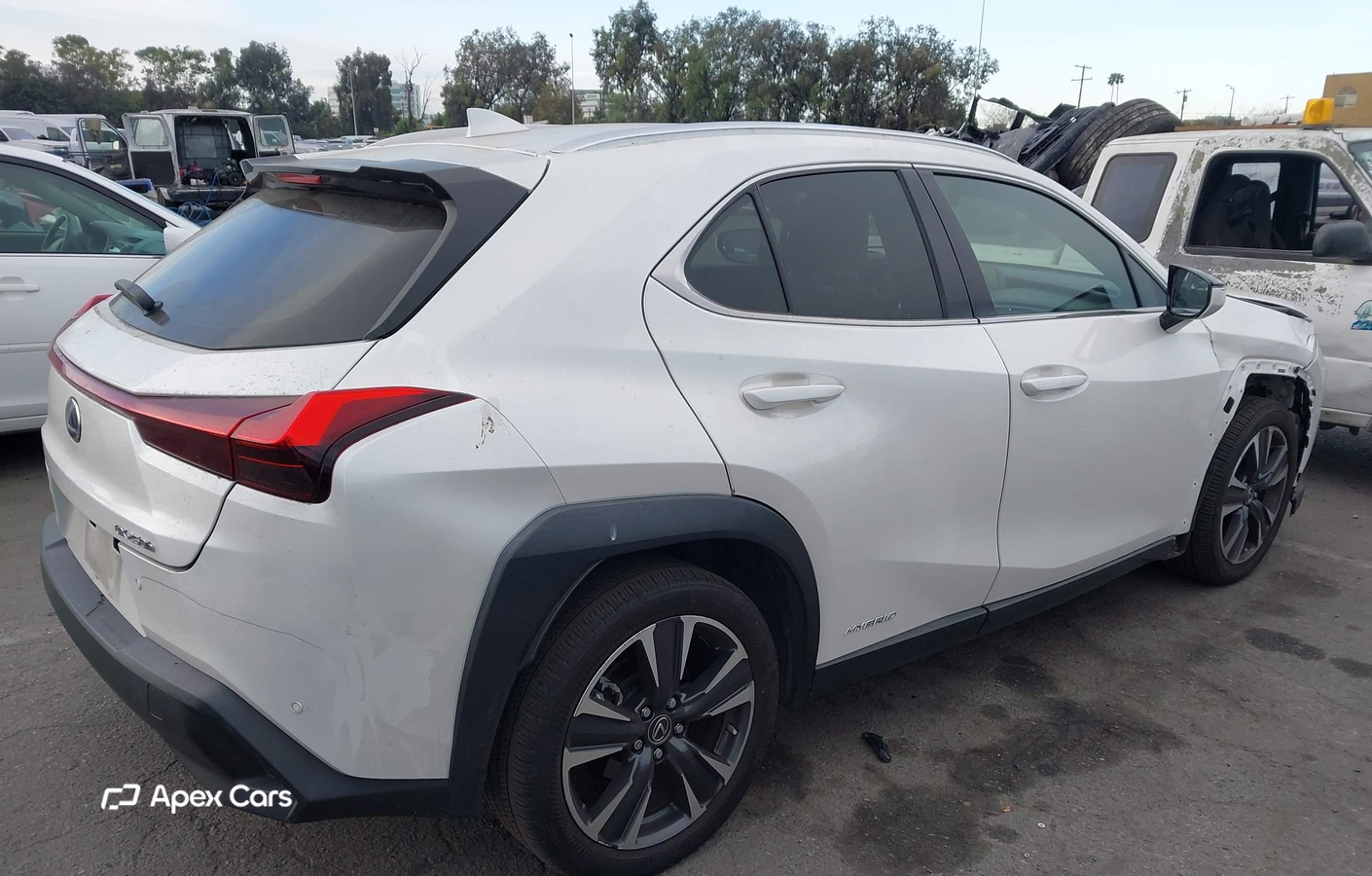 Lexus UX 2021