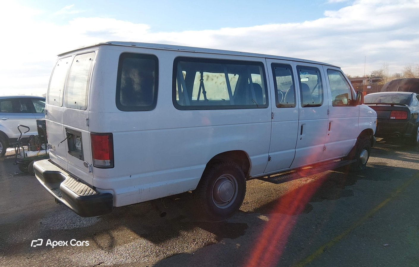 Ford Econoline 2000