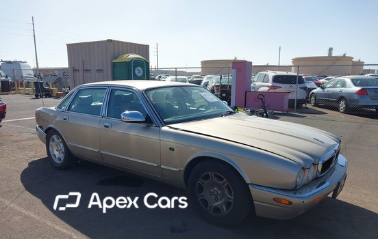 Jaguar XJ 2003 - Image 1 of 13