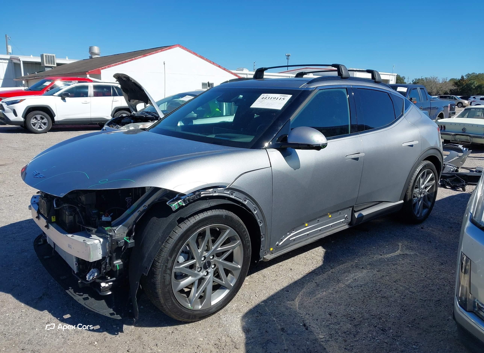 Genesis GV60 2025