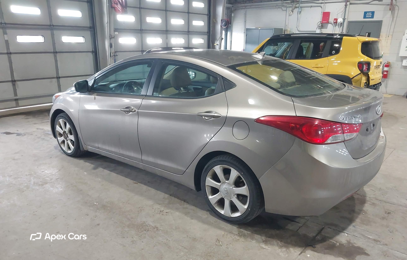 Hyundai Elantra 2012