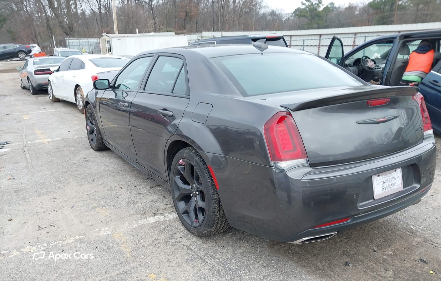 Chrysler 300 2021