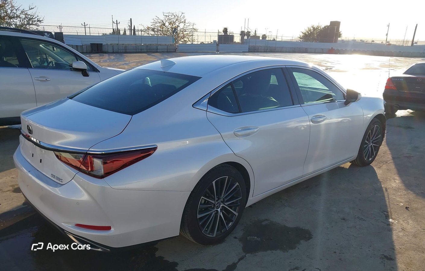Lexus ES 2025