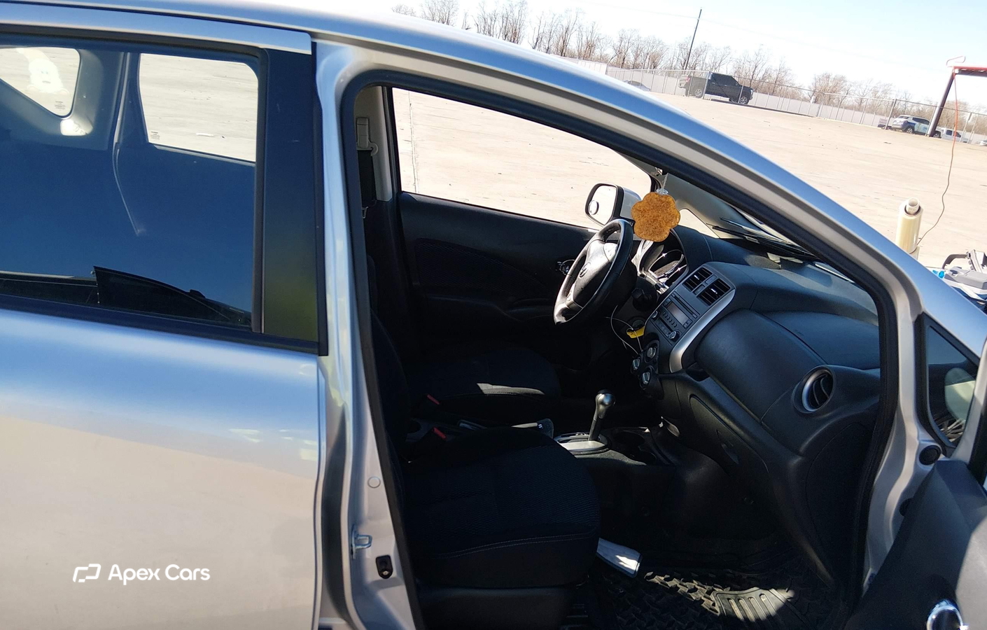 Nissan Versa 2014