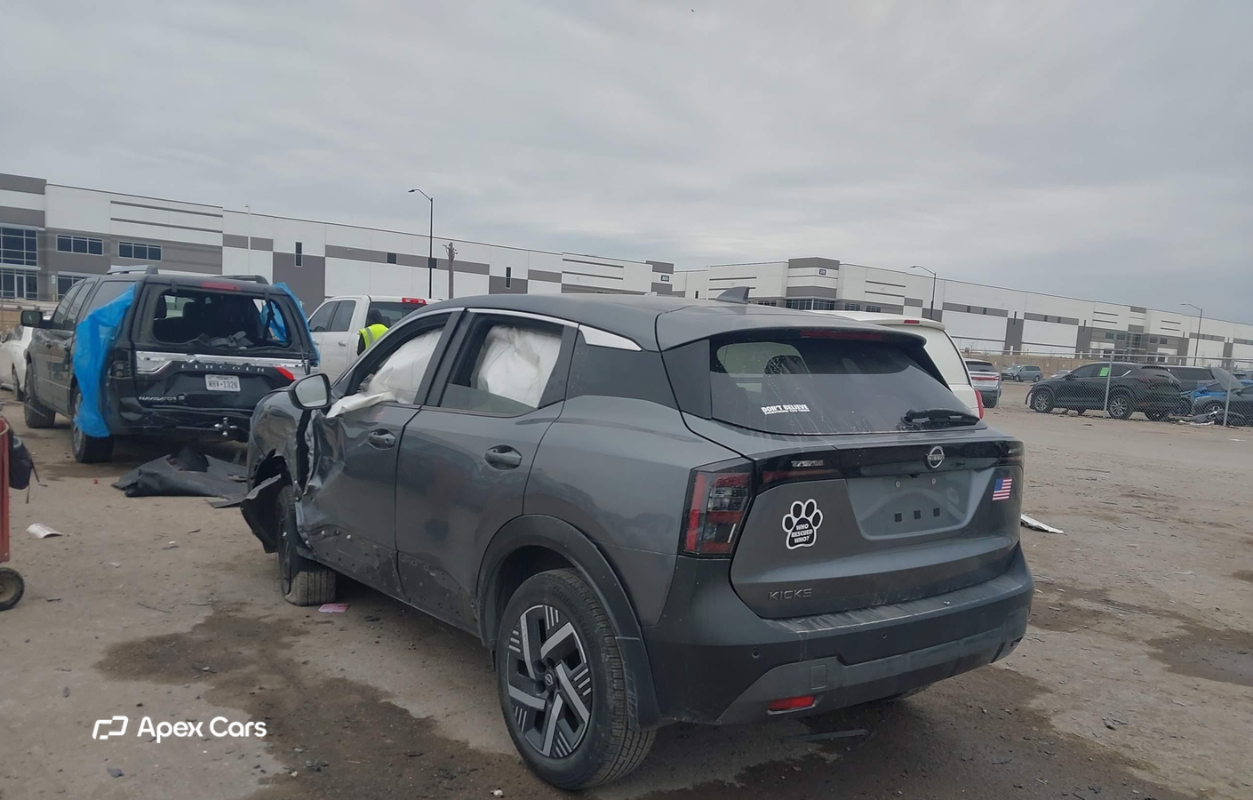 Nissan Kicks 2025