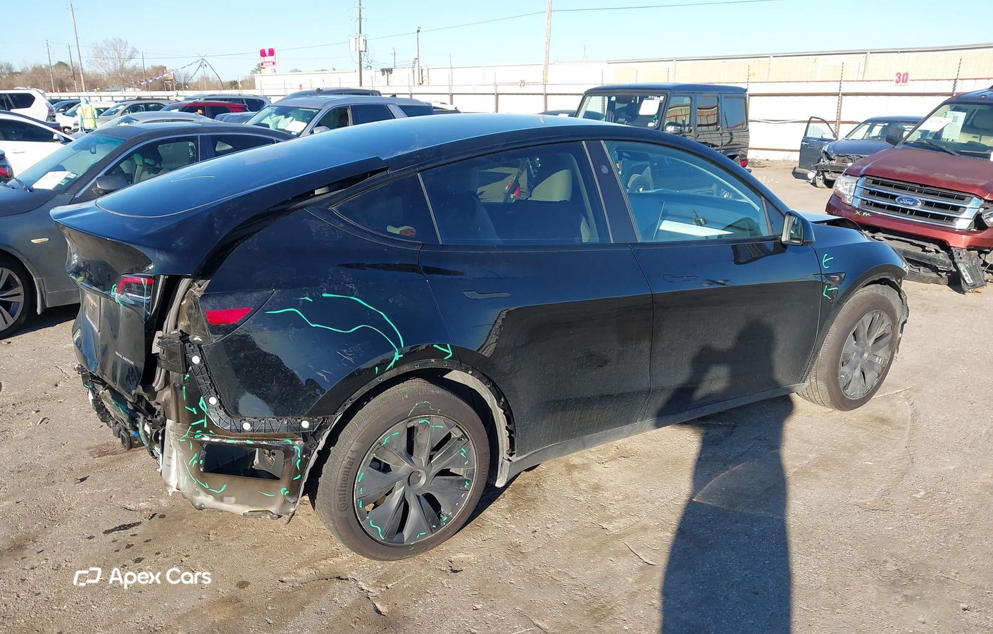 Tesla Model Y 2025