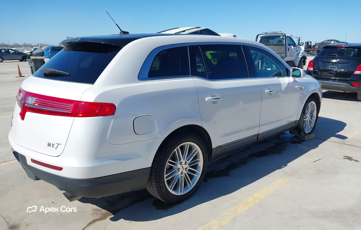 Lincoln MKT 2018