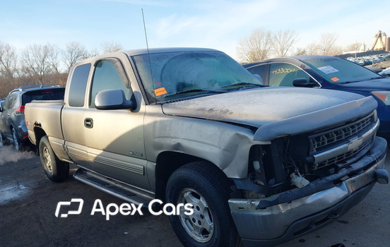 Chevrolet Silverado 2000 - Image 1 of 19