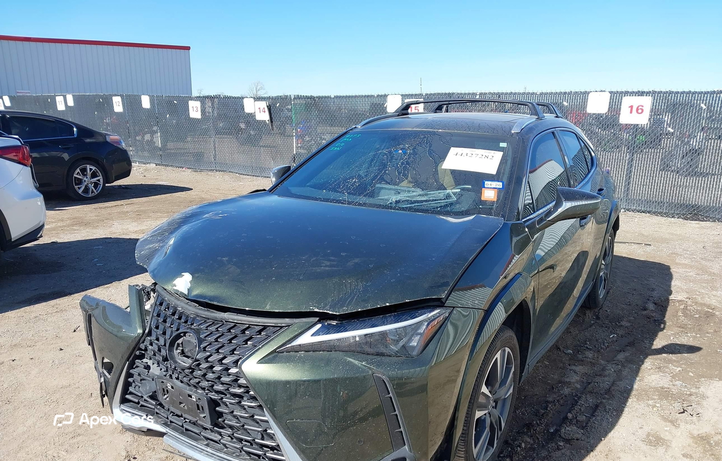 Lexus UX 2024