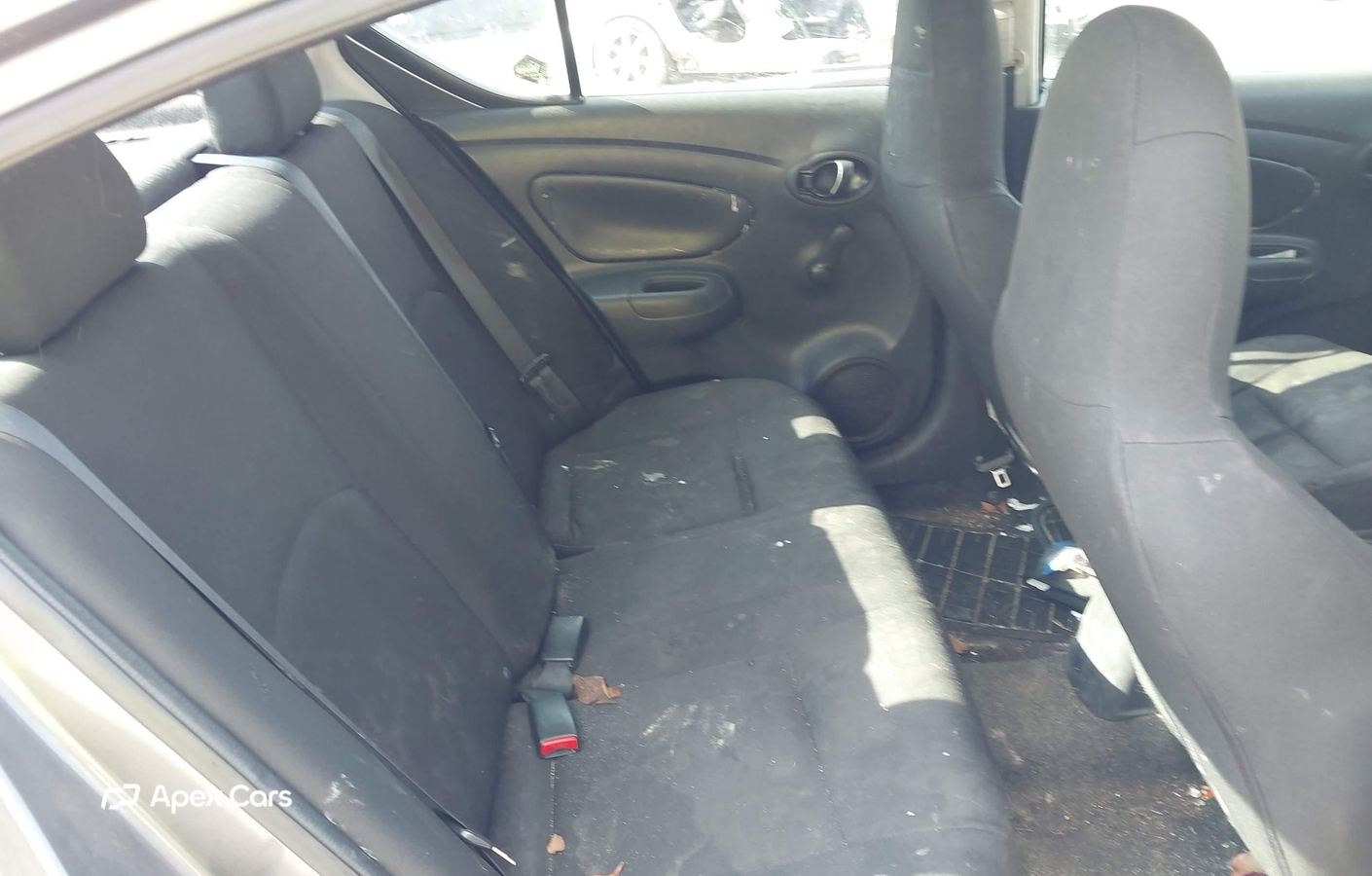 Nissan Versa 2016