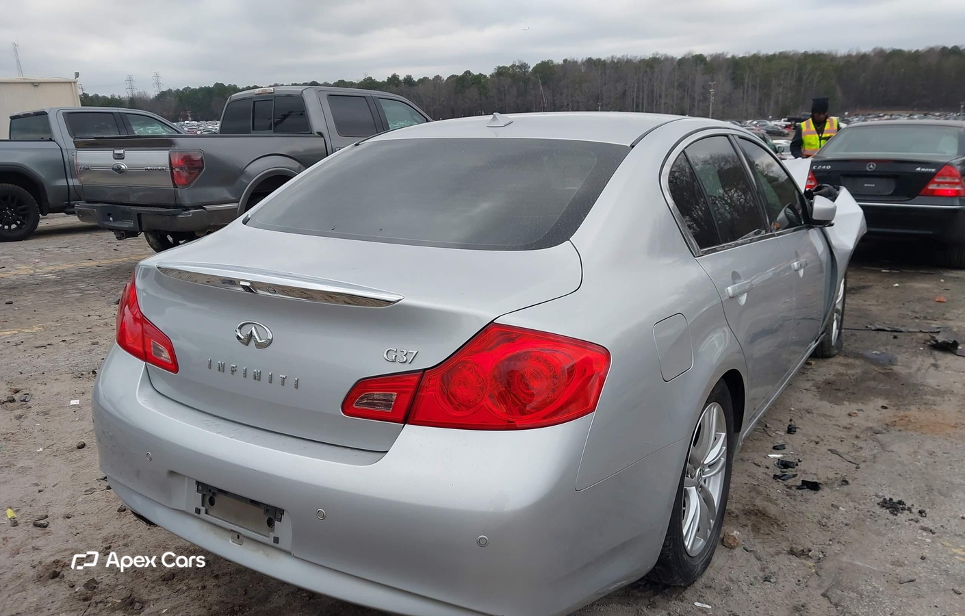 Infiniti G 2013