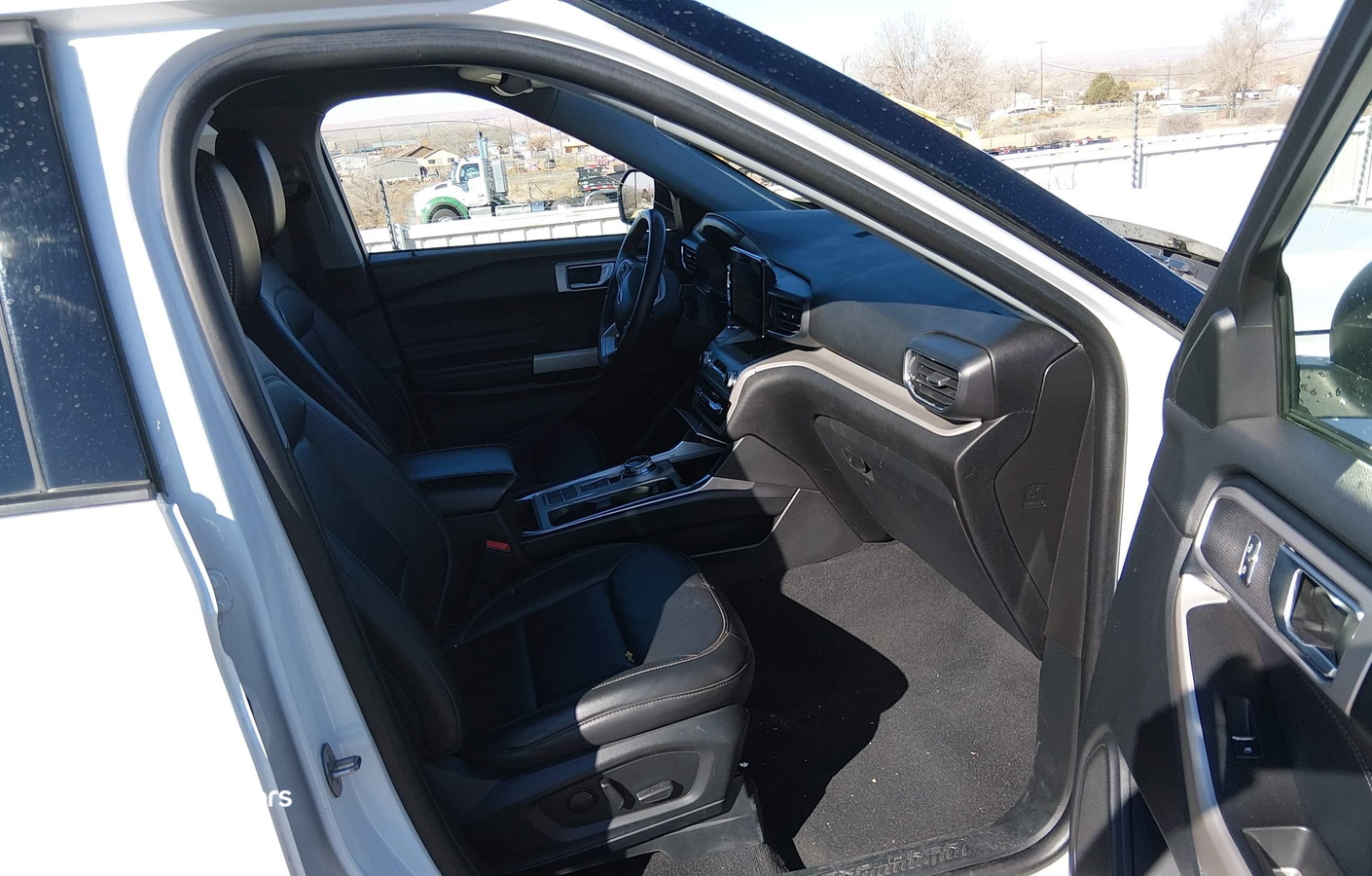 Ford Explorer 2023
