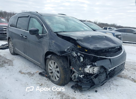 2018 Chrysler Pacifica - Image 1 of 5