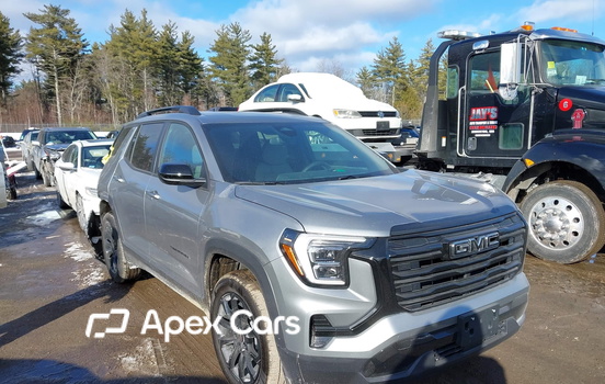 GMC Terrain 2026 - Image 1 of 18