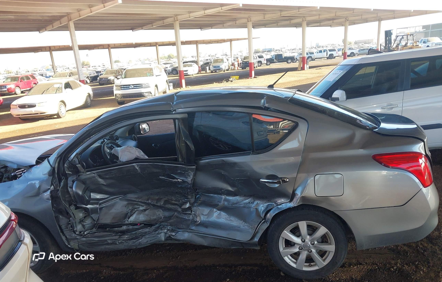 Nissan Versa 2012